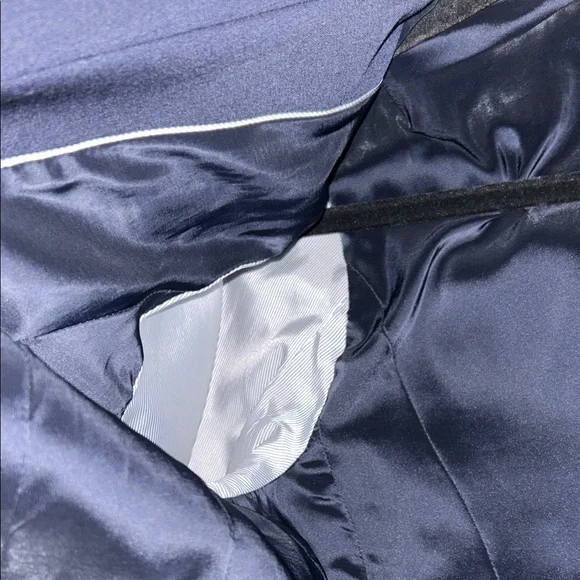 Talbots Women's Navy Wool Blend Blazer NWOT Sz 8P - Picture 10 of 12